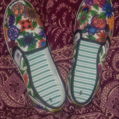 Floral Hand-Designed Canvas Shoes